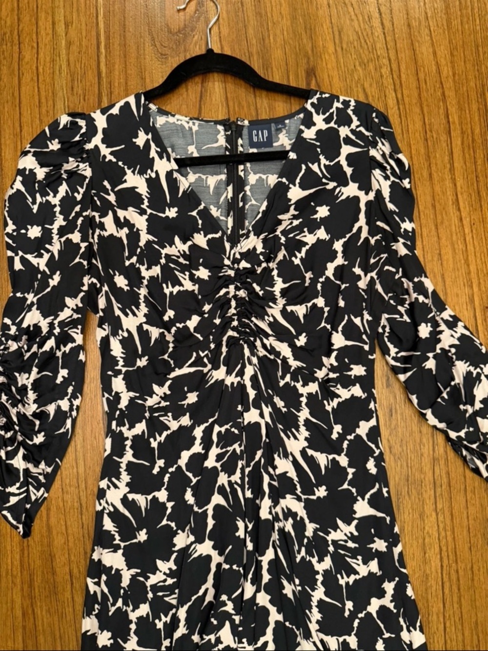 GAP Black White Abstract Floral Ruched Puff Sleeve Midi Dress Small